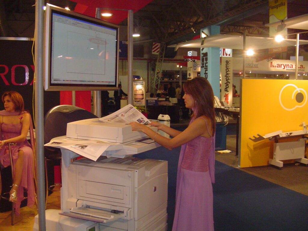 Expo 027